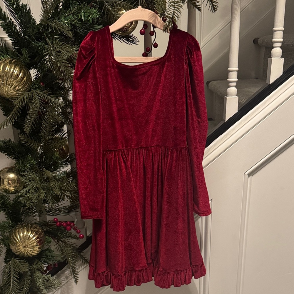 Elegant Red Velvet Girls Dress